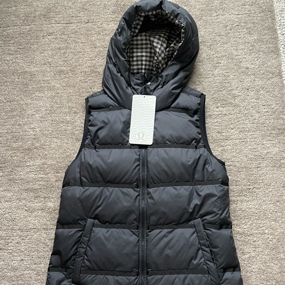 NWT LULULEMON CHILLY CHILL PUFFY VEST BLACK SZ 6
